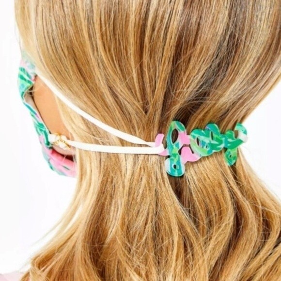 Lilly Pulitzer On The Go Face Mask Set Pouch Lanyard Extender ChillyLilly - Picture 9 of 10